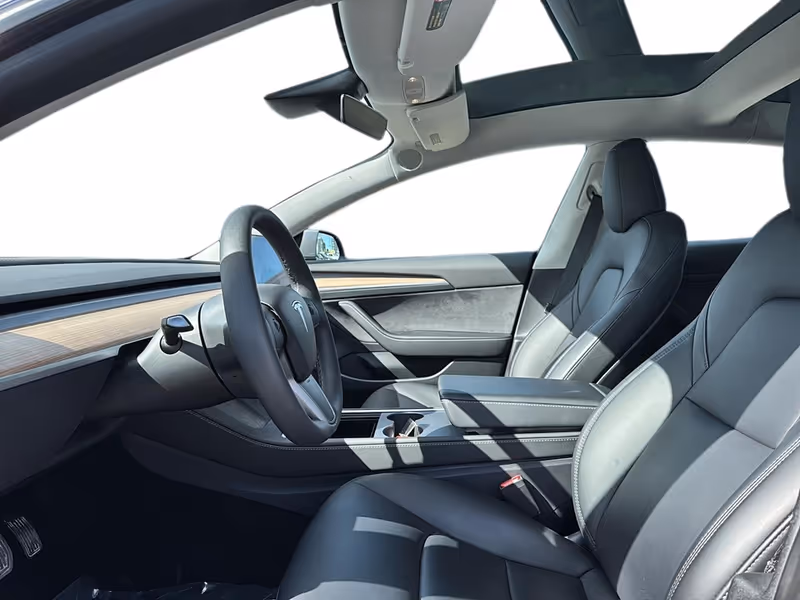 2023 Tesla Model 3 RWD