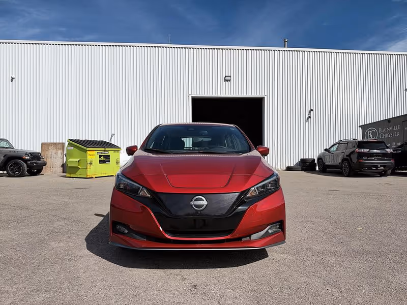 2023 Nissan LEAF SV PLUS
