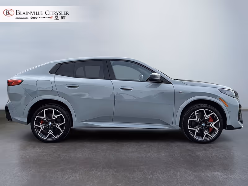 2024 BMW X2 M35i