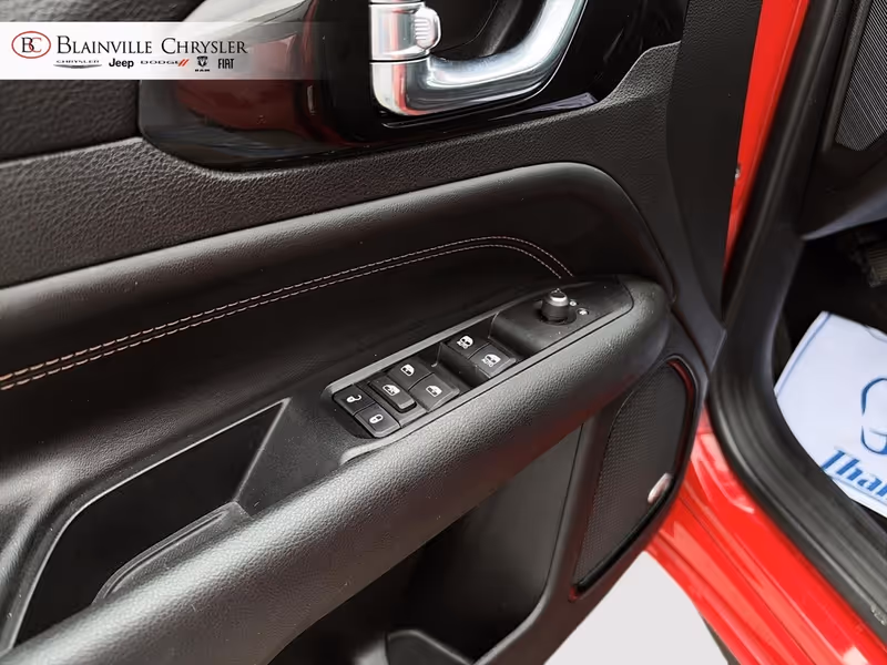2022 Jeep Compass (RED) Edition
