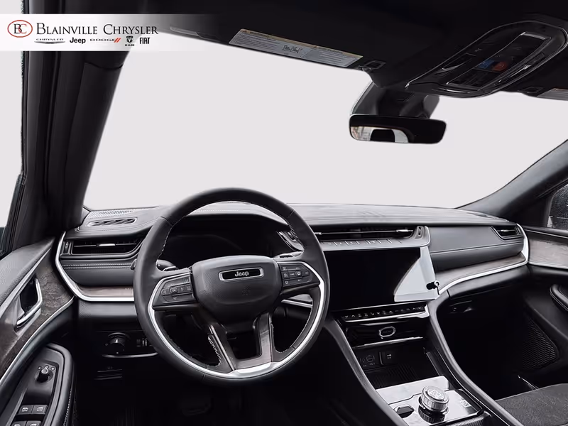2027 Jeep Grand Cherokee L Laredo Altitude