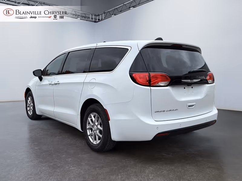 2027 Chrysler Grand Caravan SXT