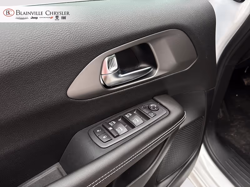 2027 Chrysler Grand Caravan SXT