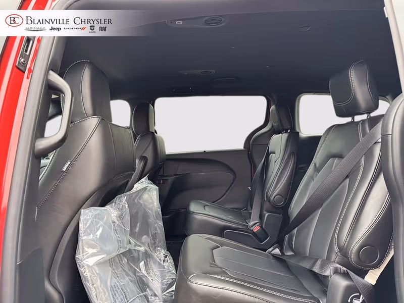 2027 Chrysler Grand Caravan SXT