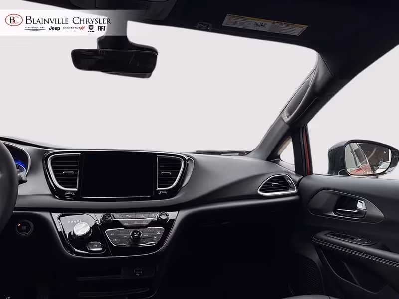 2027 Chrysler Grand Caravan SXT