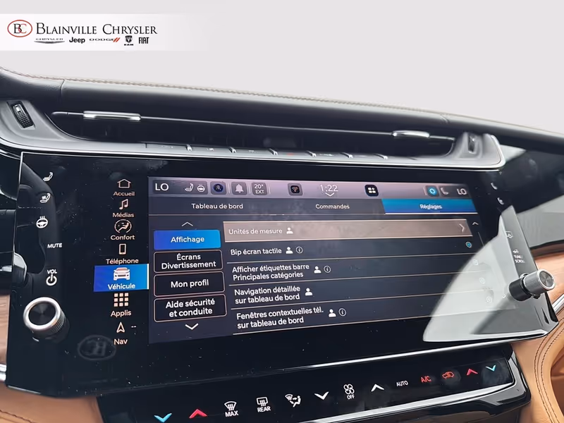 2027 Jeep Grand Cherokee L Laredo Altitude