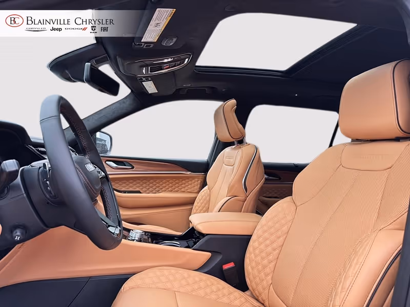 2027 Jeep Grand Cherokee L Laredo Altitude