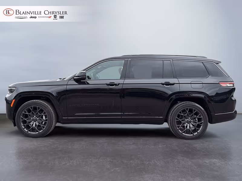 2027 Jeep Grand Cherokee L Laredo Altitude