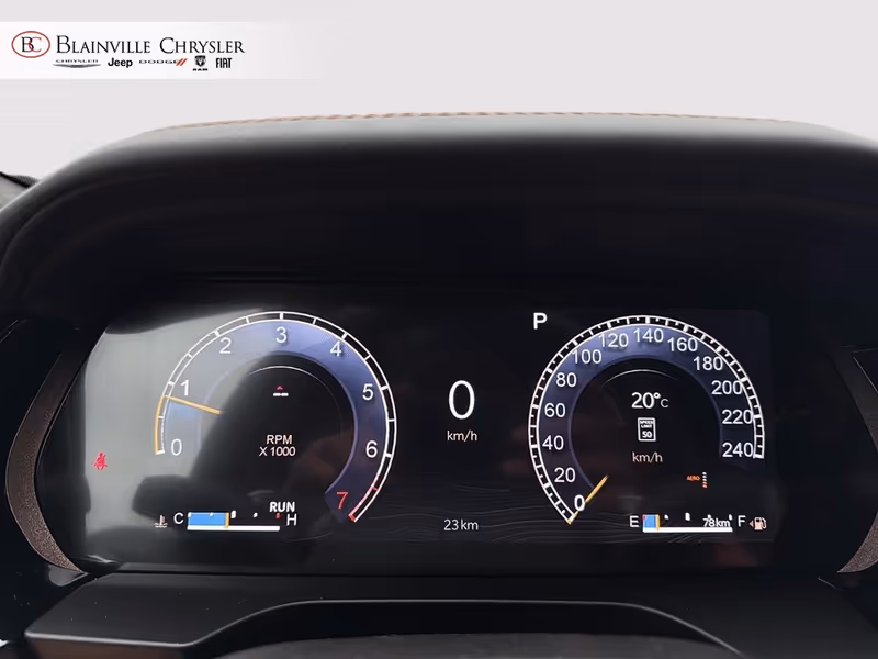 2027 Jeep Grand Cherokee L Laredo Altitude