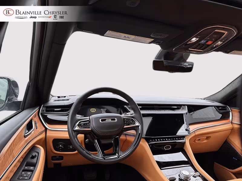 2027 Jeep Grand Cherokee L Laredo Altitude