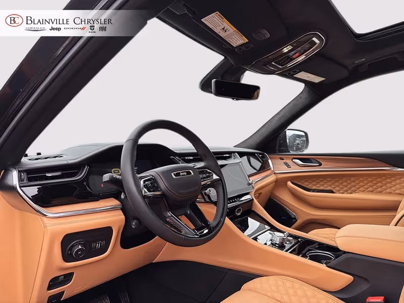 2027 Jeep Grand Cherokee L Laredo Altitude