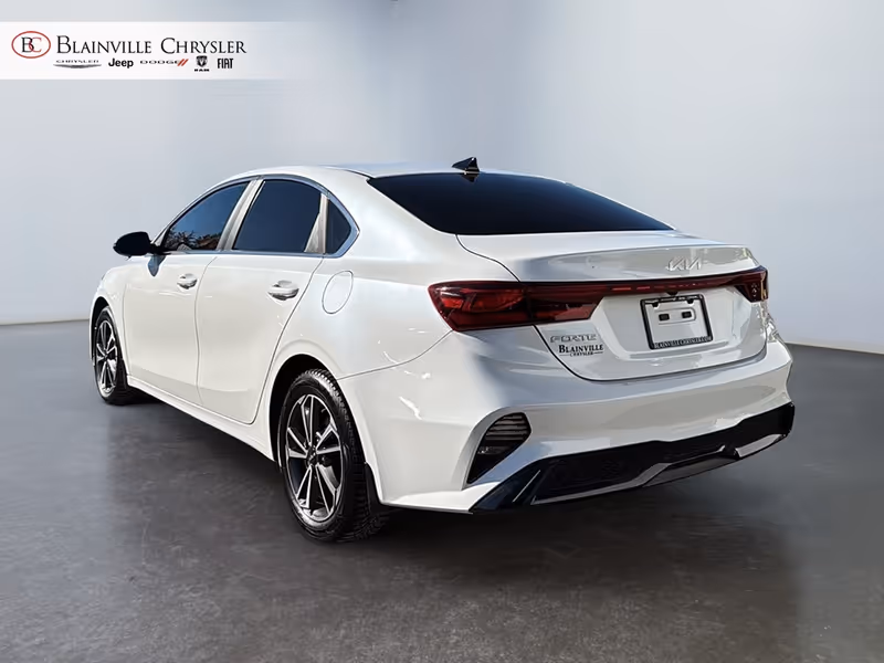 2023 Kia Forte EX Premium