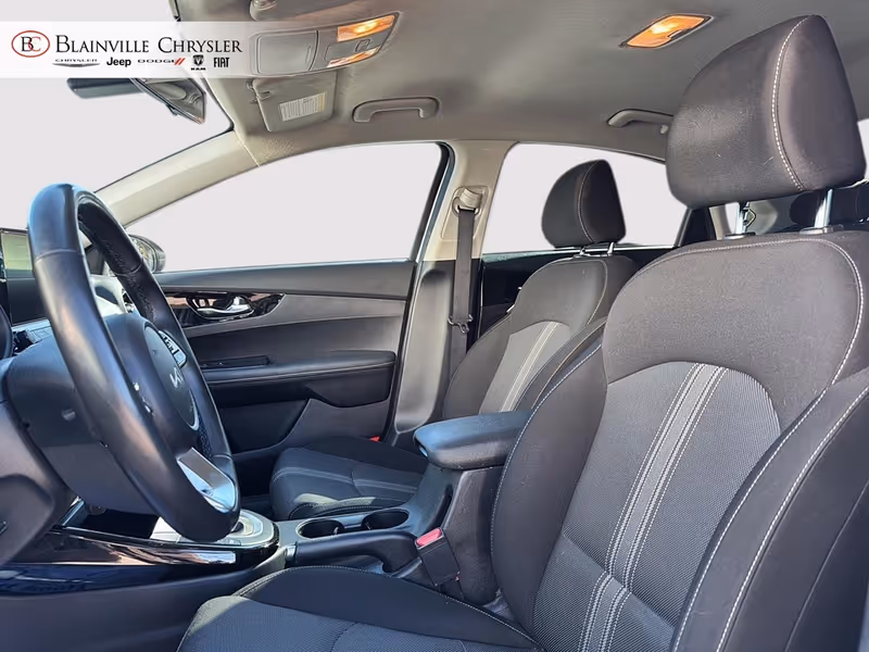 2023 Kia Forte EX Premium