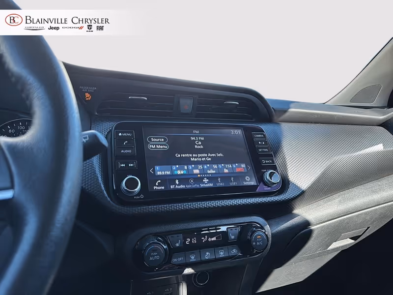2025 Nissan Kicks Play SV