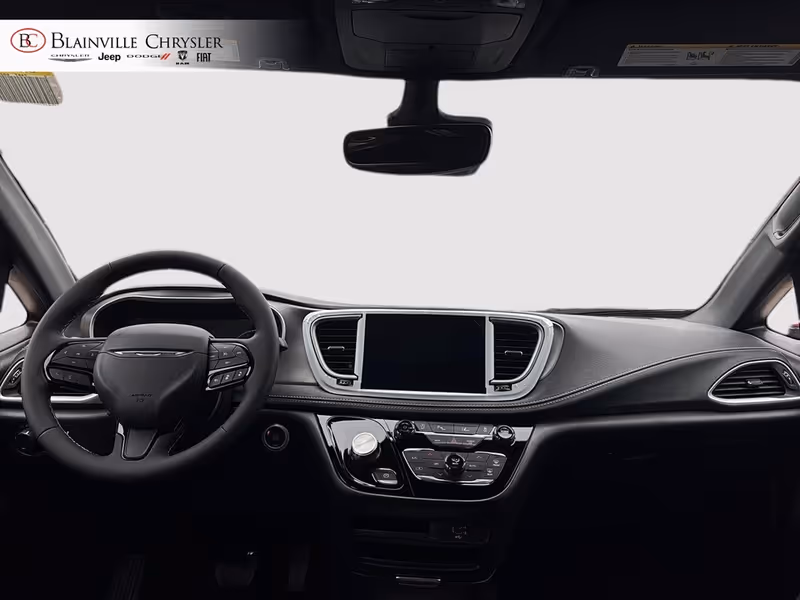 2027 Chrysler Pacifica Select