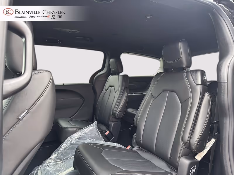 2027 Chrysler Grand Caravan SXT