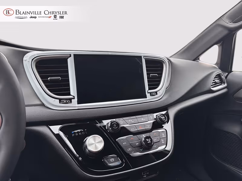 2027 Chrysler Grand Caravan SXT