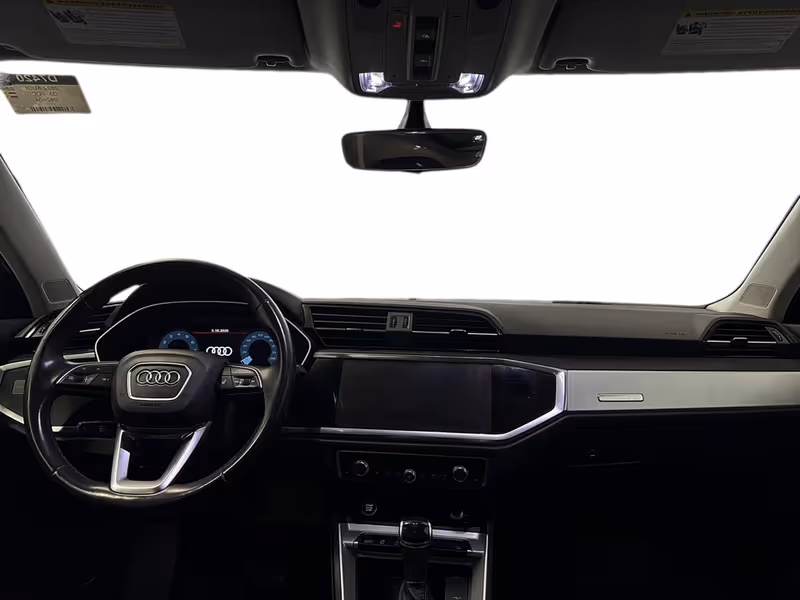 2022 Audi Q3 Komfort