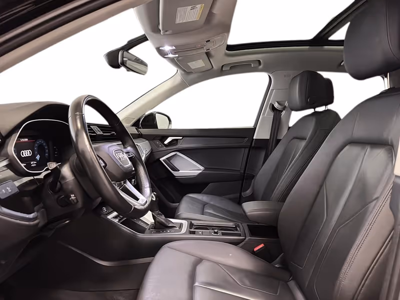 2022 Audi Q3 Komfort