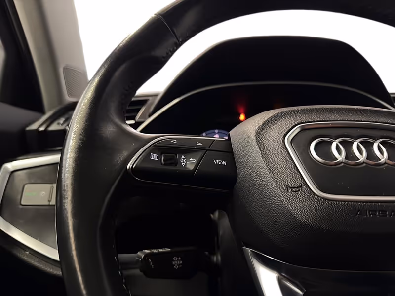 2022 Audi Q3 Komfort