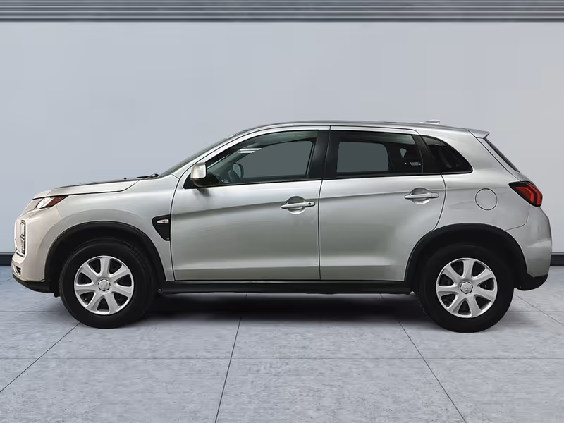 2024 Mitsubishi RVR ES