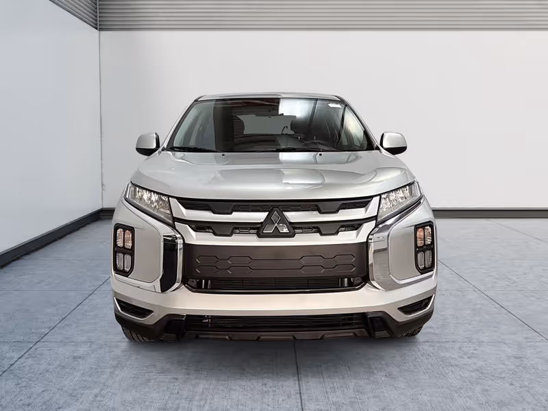 2024 Mitsubishi RVR ES