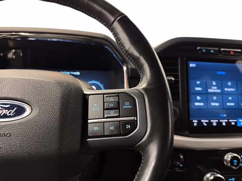 2023 Ford F-150 Lightning XLT