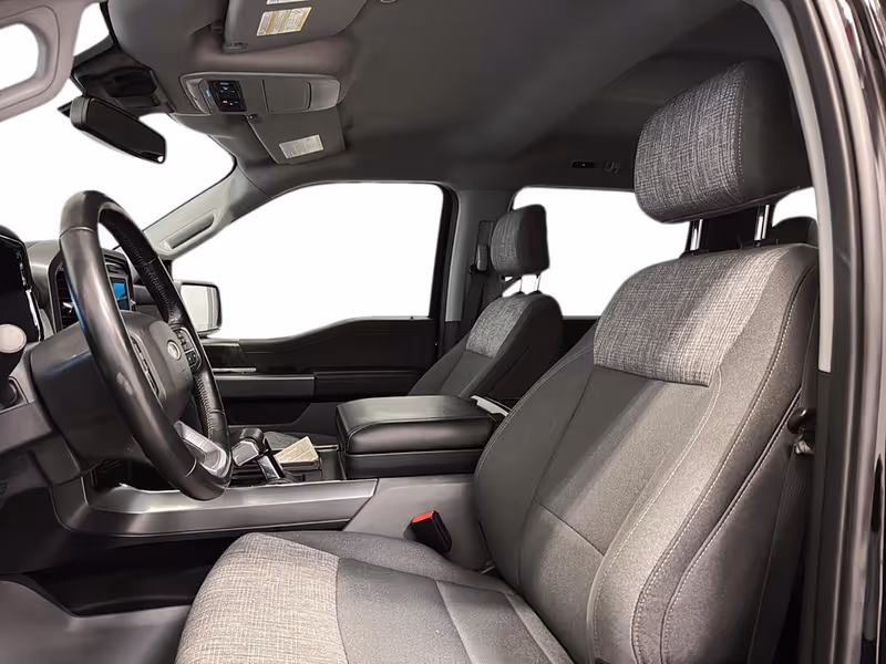 2023 Ford F-150 Lightning XLT