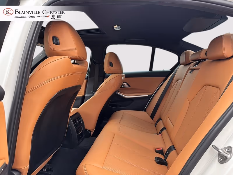 2024 BMW 3 Series 330i xDrive