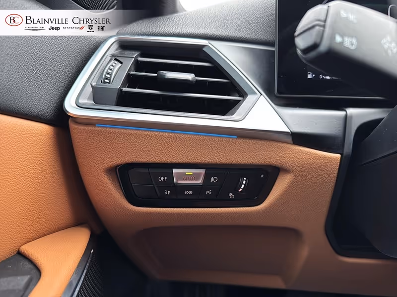 2024 BMW 3 Series 330i xDrive