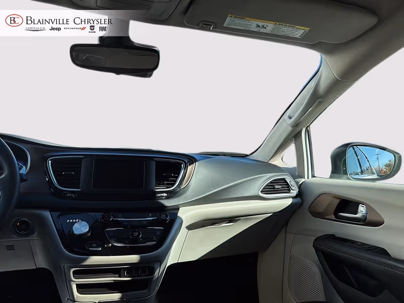 2024 Chrysler Grand Caravan SXT
