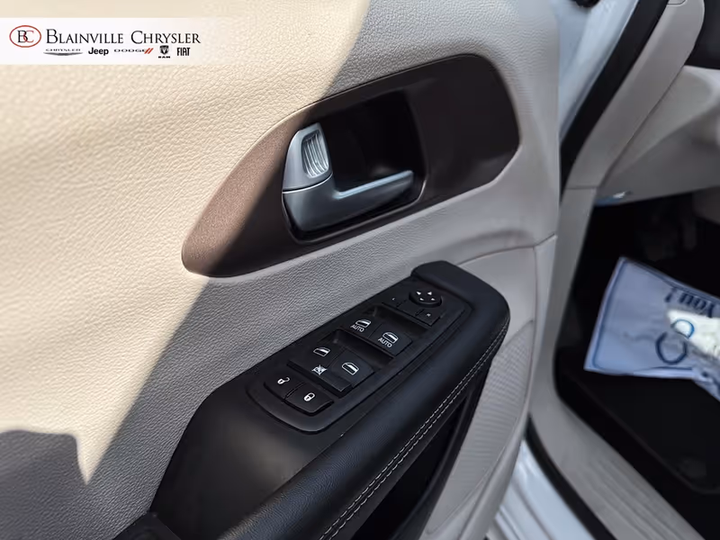 2024 Chrysler Grand Caravan SXT