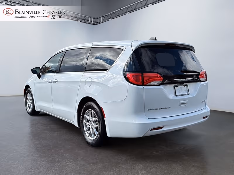 2024 Chrysler Grand Caravan SXT