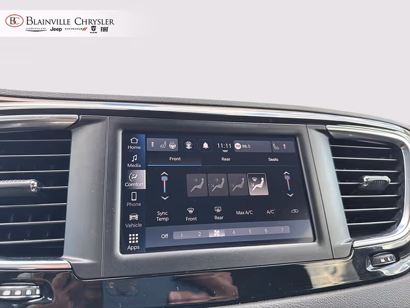 2024 Chrysler Grand Caravan SXT