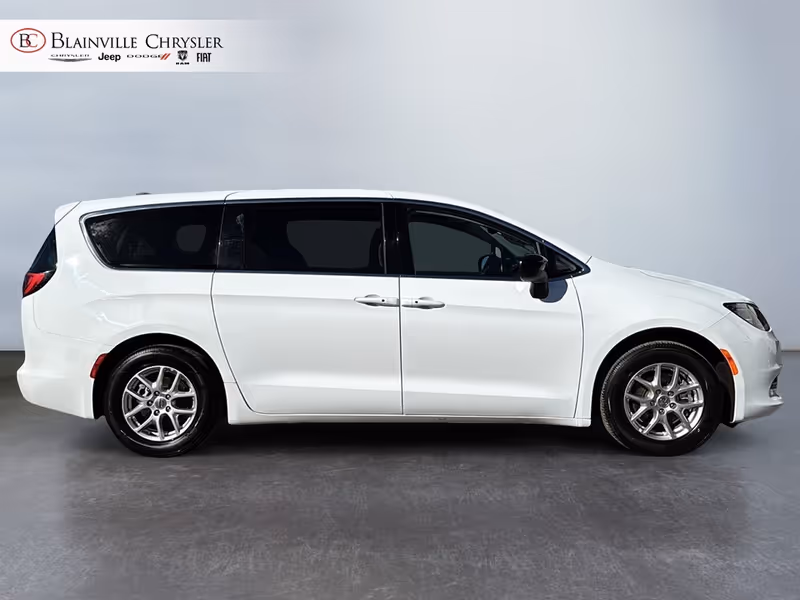 2024 Chrysler Grand Caravan SXT