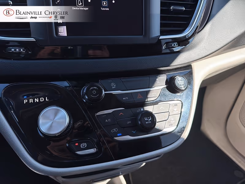 2024 Chrysler Grand Caravan SXT