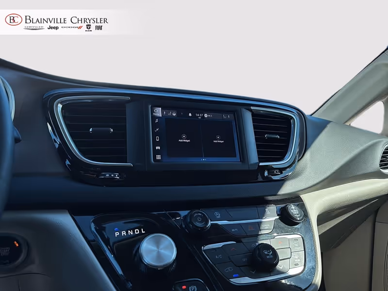 2024 Chrysler Grand Caravan SXT
