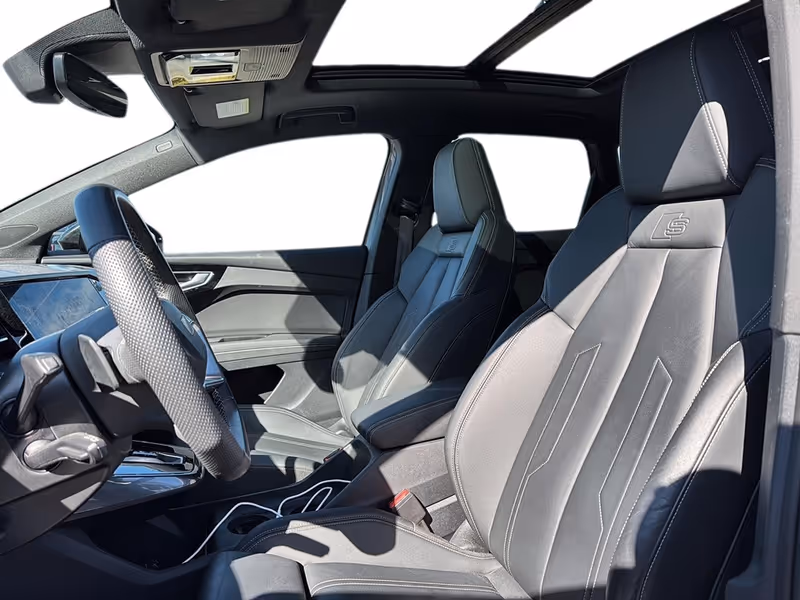 2025 Audi Q4 e-tron 55 quattro