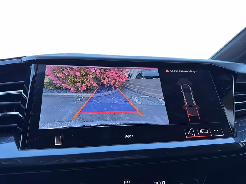 2025 Audi Q4 e-tron 55 quattro