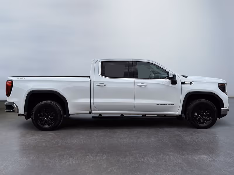 2024 GMC Sierra 1500 SLE