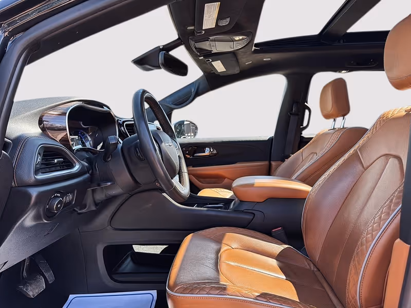 2023 Chrysler Pacifica Hybrid Pinnacle