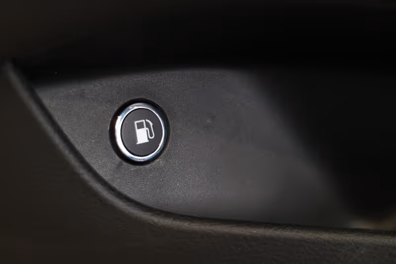 2024 Chrysler Pacifica Hybrid Premium S Appearance