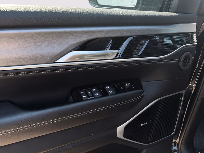 2026 Jeep Grand Wagoneer Limited Reserve