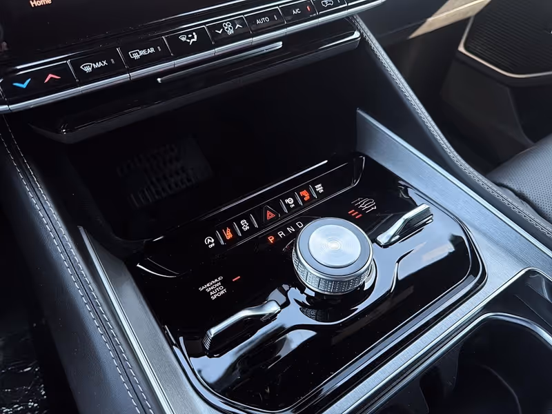 2026 Jeep Grand Wagoneer Limited Reserve