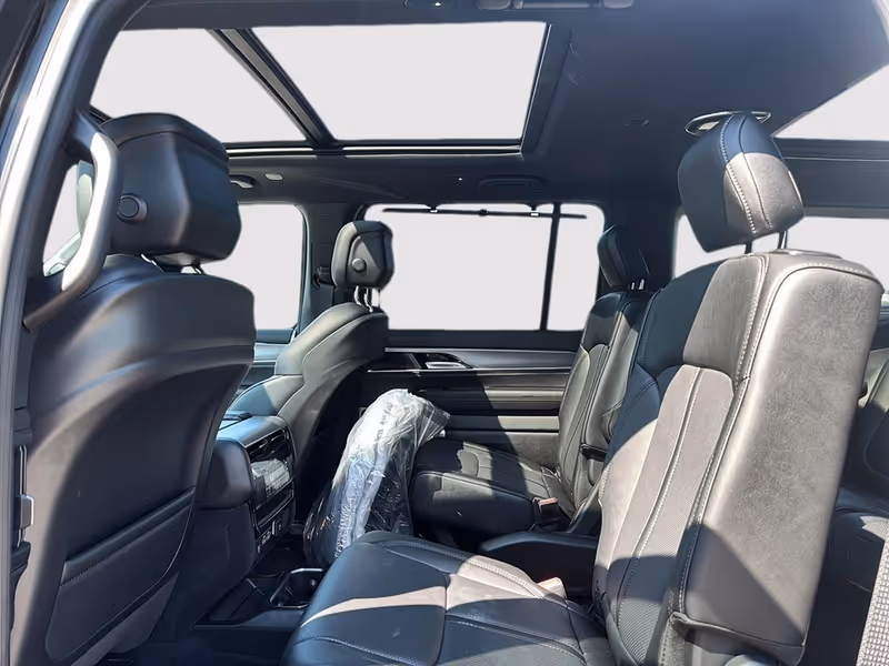 2026 Jeep Grand Wagoneer Limited Reserve