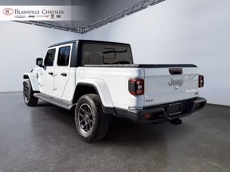 2021 Jeep Gladiator Overland