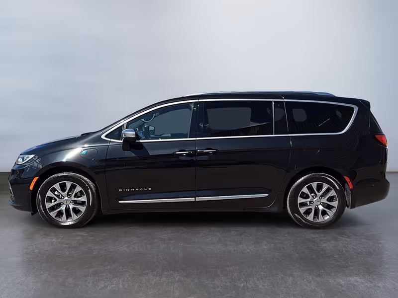 2023 Chrysler Pacifica Hybrid Pinnacle